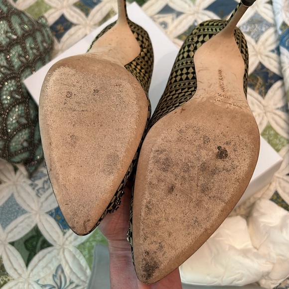 Manolo Blahnik 39.5 gorgeous worn once to event! - Picture 7 of 10